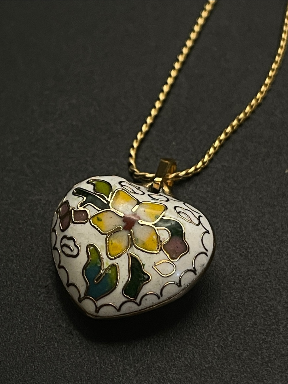 Vintage Cloisonne Puffy Heart Necklace Floral Enamel Signed SC 18”